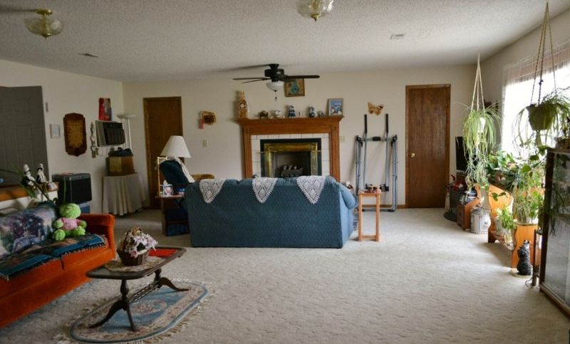 202 W Stuart St, South Haven, KS 67140