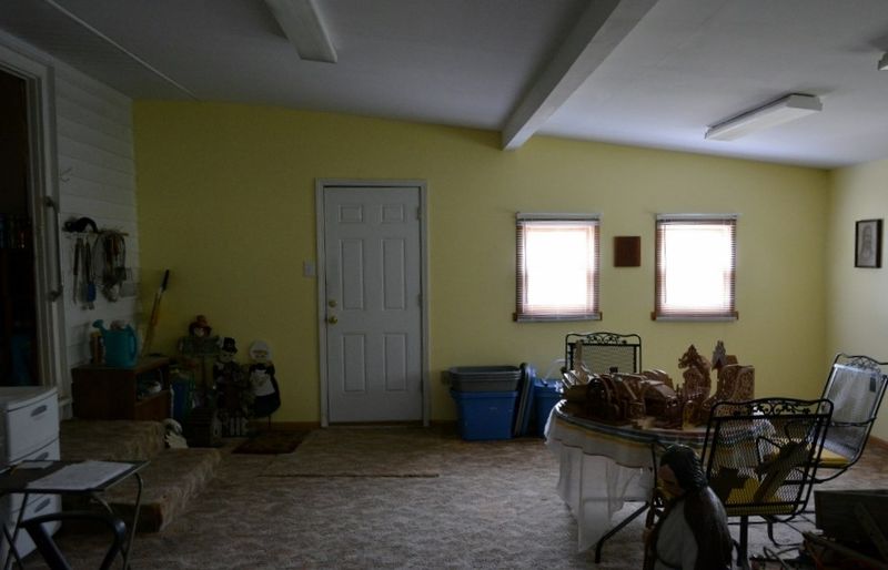 202 W Stuart St, South Haven, KS 67140