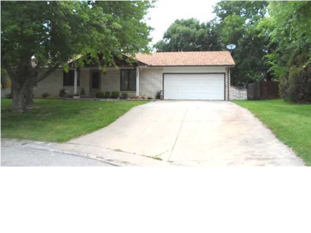 1441 N Windmill Ct, Derby, KS 67037