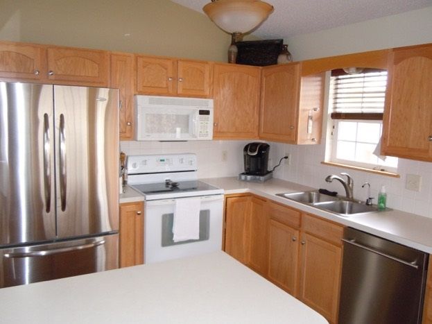 1738 N Riverbirch Ct, Andover, KS 67002