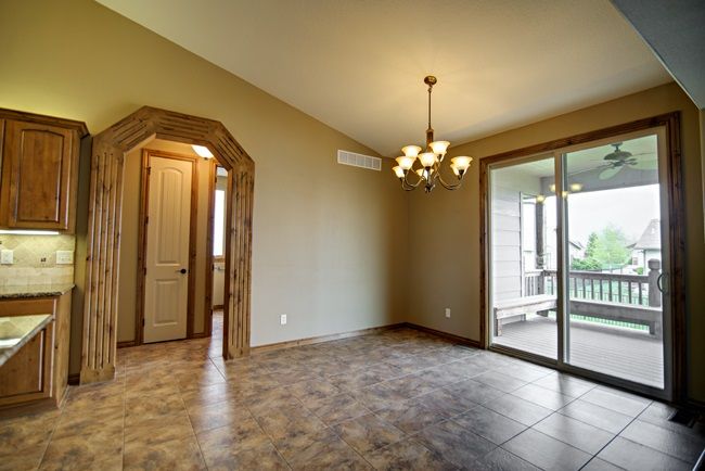 2652 E Burlington St, Park City, KS 67219