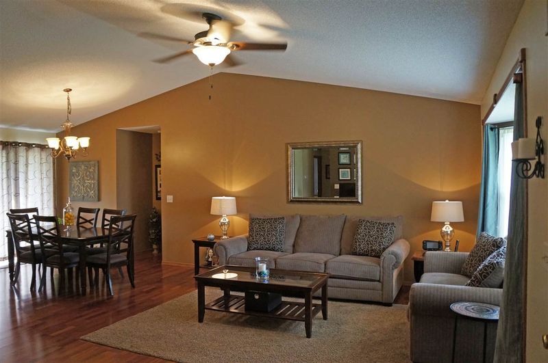 615 E Laramie Cir, Maize, KS 67101