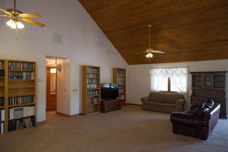 15420 E 66th St S, Derby, KS 67037