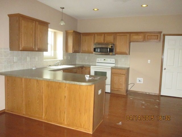 1625 E Woodbrook, Derby, KS 67037