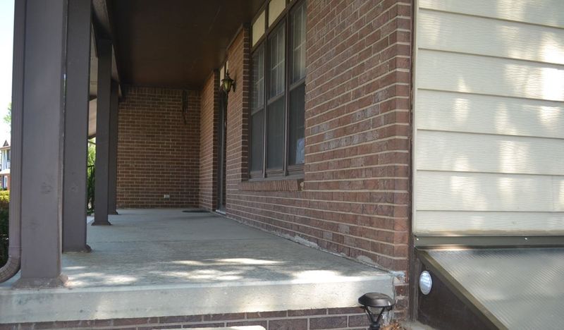 8229 E Bluestem Ct, Wichita, KS 67207