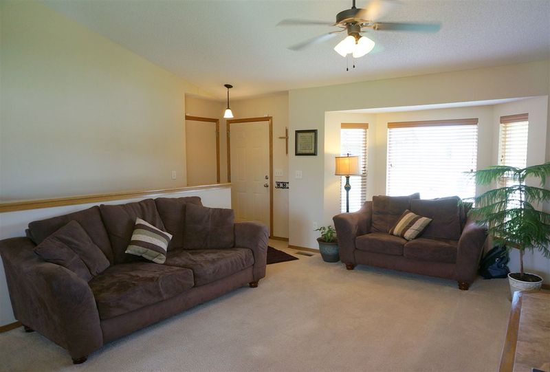 220 W Capstone Ct, Andover, KS 67002-7587