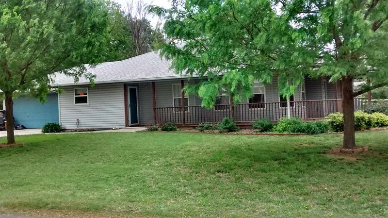 604 E Main, Mulvane, KS 67110