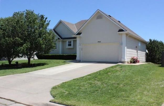 1902 S Goebel, Wichita, KS 67207