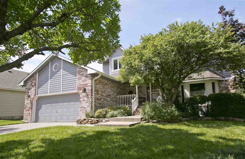 9806 W Maxwell, Wichita, KS 67215