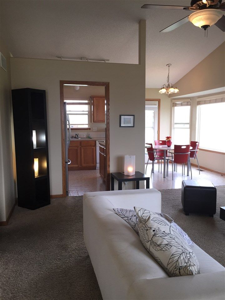 705 S Westview Cir, Andover, KS 67002