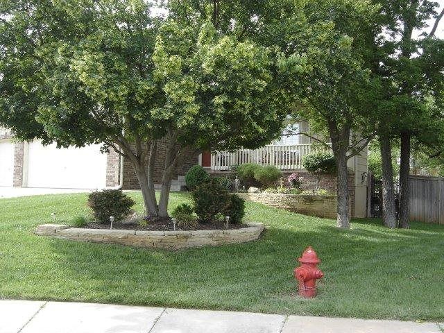 2224 E Sommerhauser Cir, Derby, KS 67037