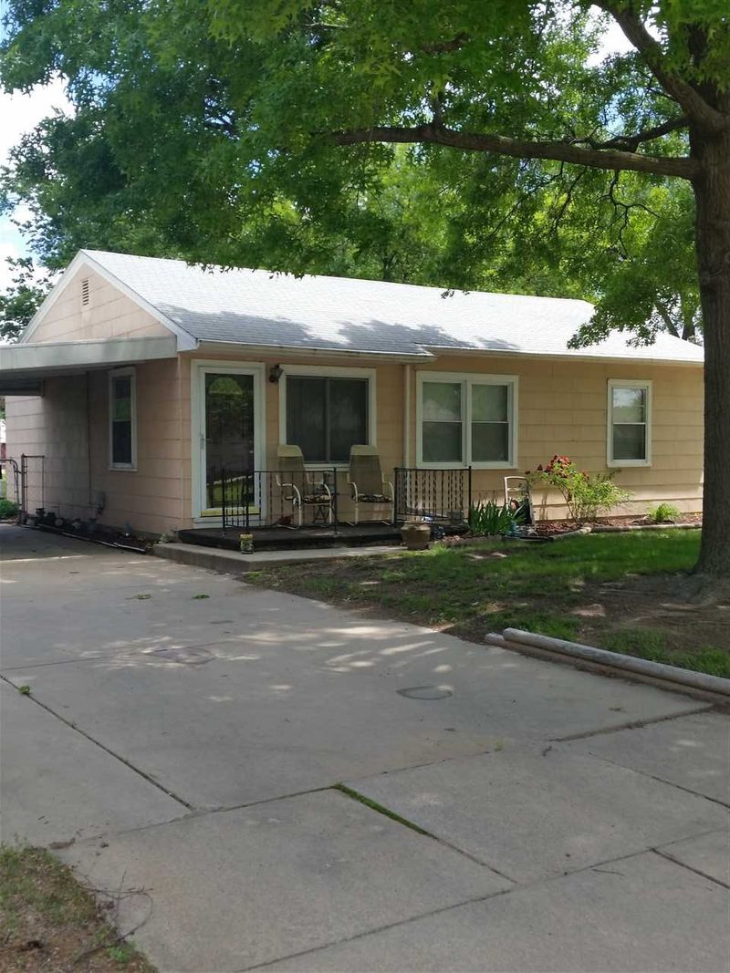 714 N Bebe Bebe, Wichita, KS 67212