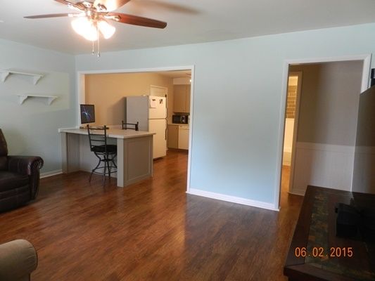 1006 S Walnut St, Newton, KS 67114
