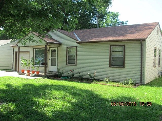 5924 E Bellaire St, Wichita, KS 67218