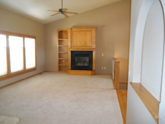 602 Stone Gate Cir, Augusta, KS 67010