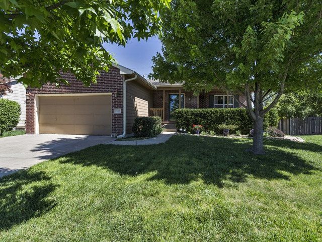 2037 N Ruger Cir, Andover, KS 67002