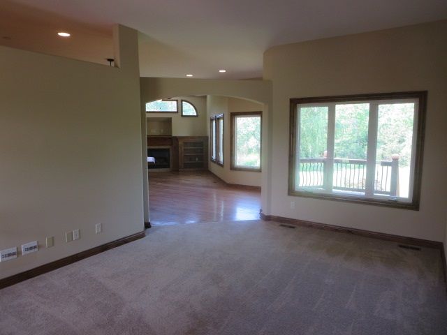 15505 E Willowbrook Cir, Wichita, KS 67230