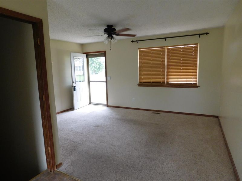 732 E Freeman, Haysville, KS 67060