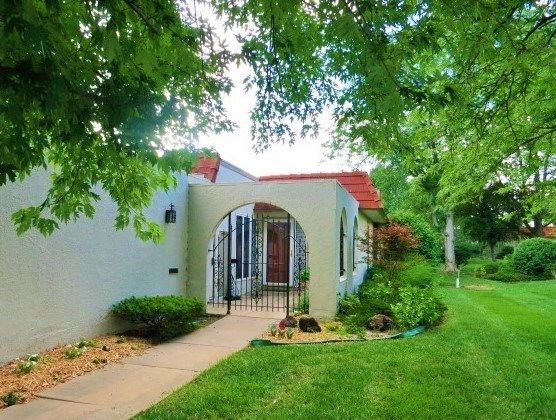 43 E Via Roma St, Wichita, KS 67230