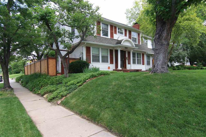 3702 E 3rd St N, Wichita, KS 67208-3229