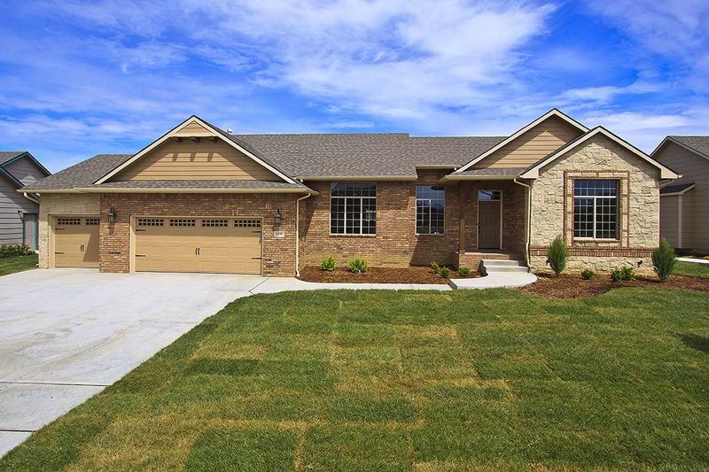 12206 E Troon St, Wichita, KS 67206
