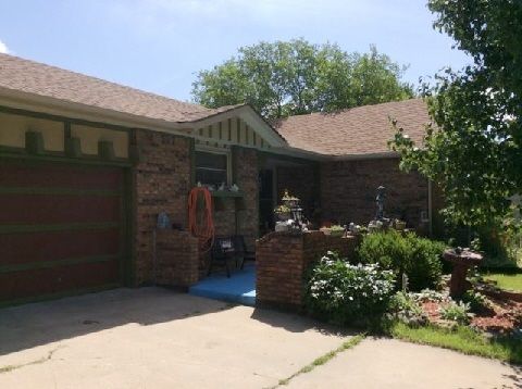 12 E Frontier Ln, Rose Hill, KS 67133