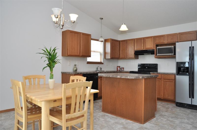2605 E Spring Hill Ct, Goddard, KS 67052
