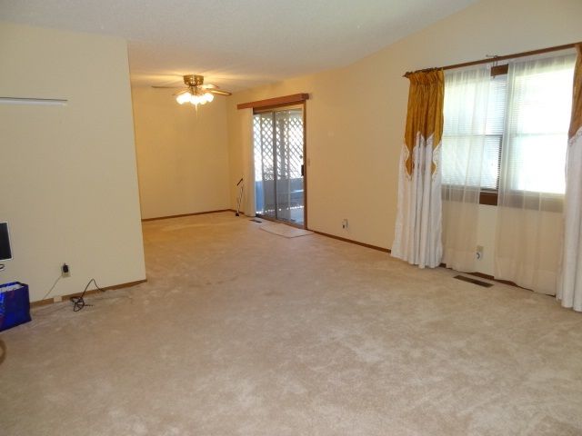 8603 E Hurst, Wichita, KS 67210