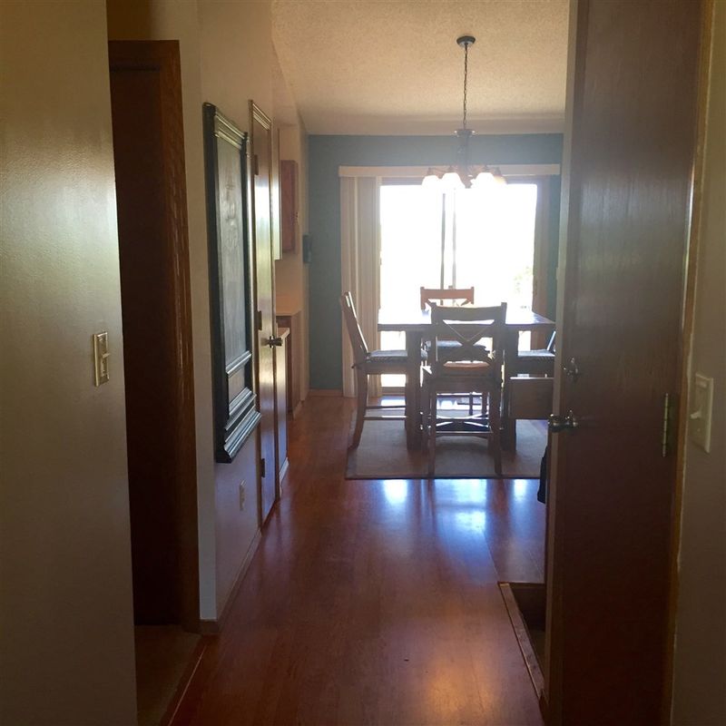 120 Rockwood Blvd, Mulvane, KS 67110