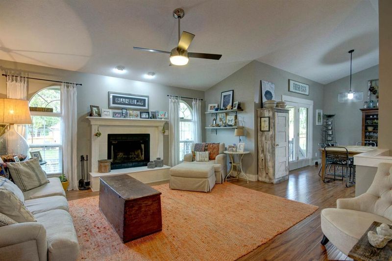 231 Ridgefield Cir, Andover, KS 67002