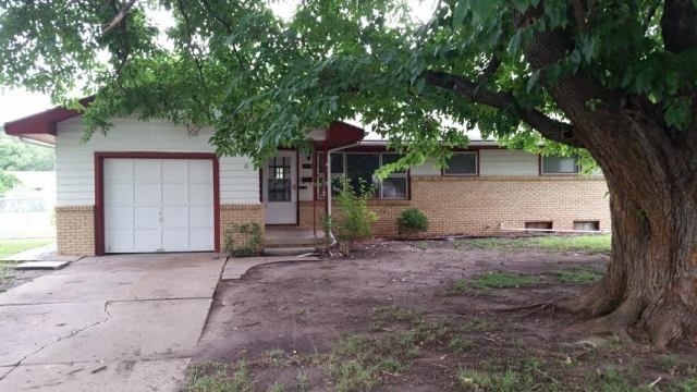 1330 El Paso Dr, Derby, KS 67037