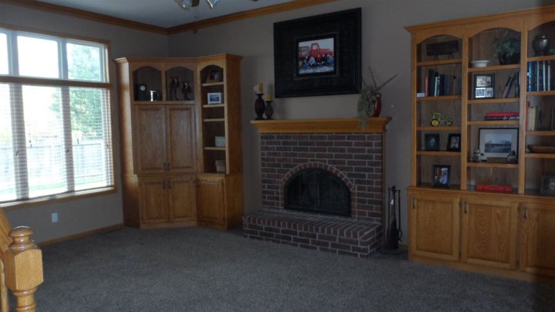 150 S Birch Ct, Andover, KS 67002