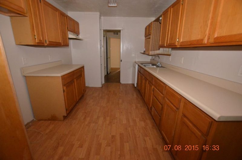 951 E 43rd, Wichita, KS 67216