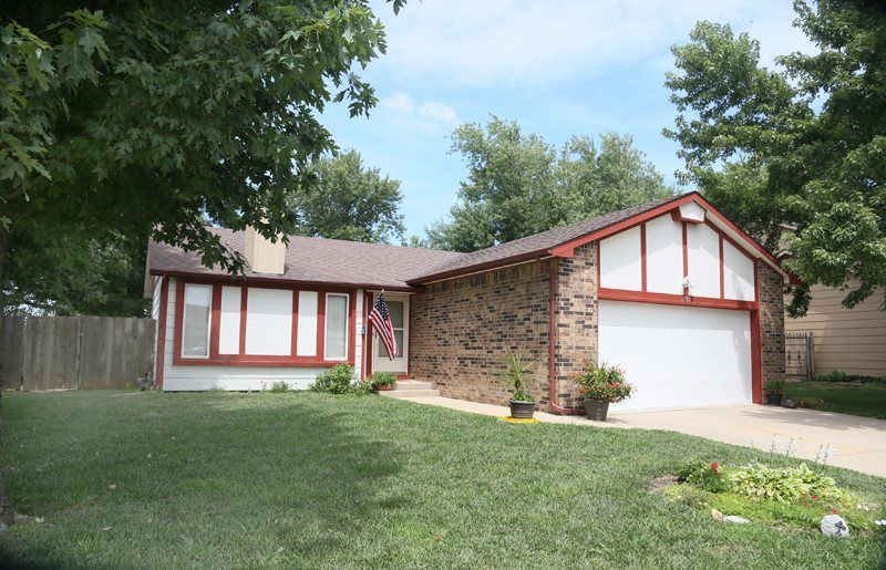 1950 N Wood Ct, Wichita, KS 67212