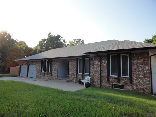 1200 E Oakwood, Derby, KS 67037