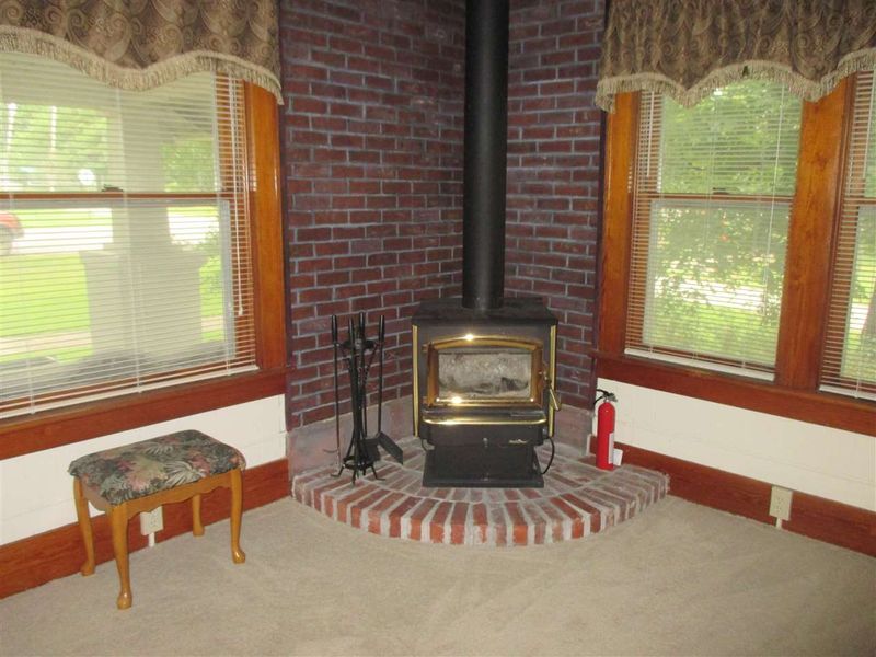 504 E Washington St, Howard, KS 67349
