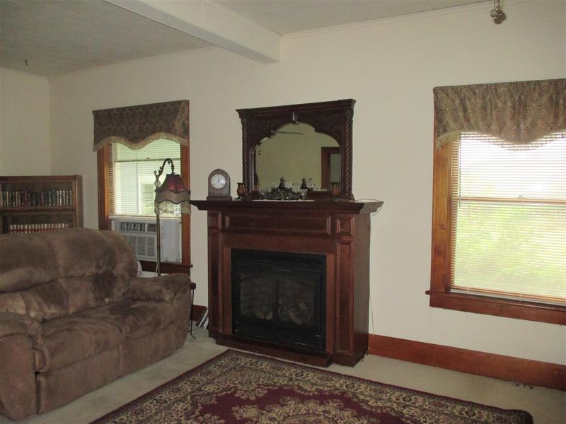 504 E Washington St, Howard, KS 67349