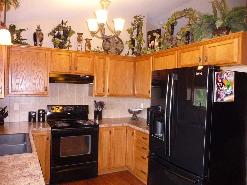 1214 E Red River Dr, Clearwater, KS 67026