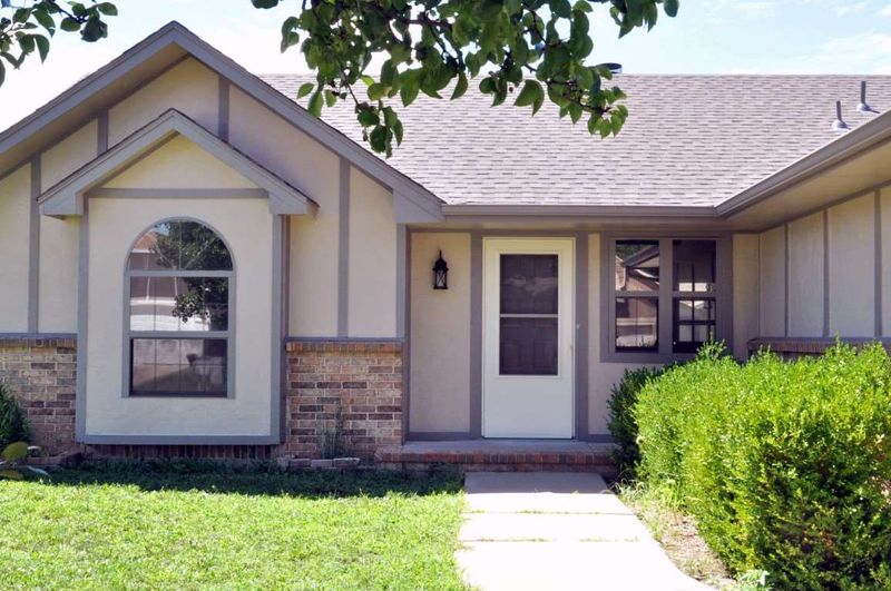 7315 E 31st Ct N, Wichita, KS 67226