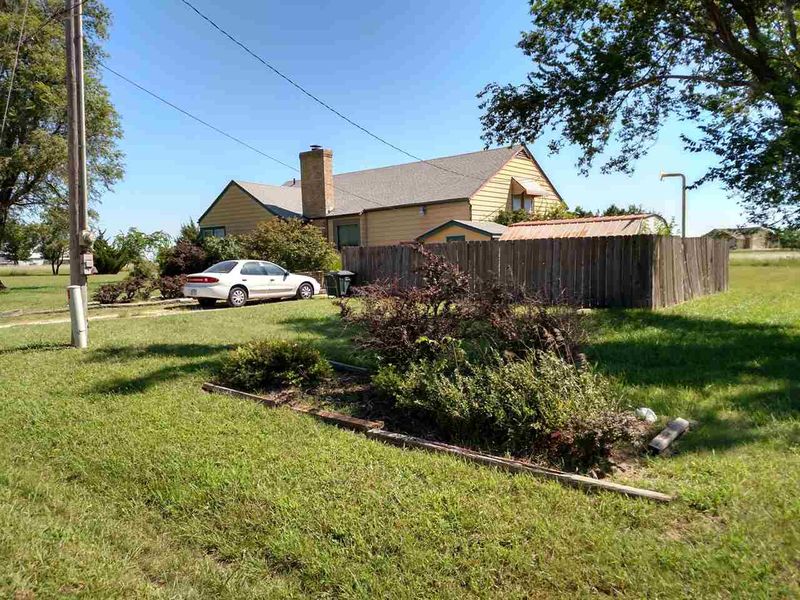 16920 SW County Line, Rose Hill, KS 67133