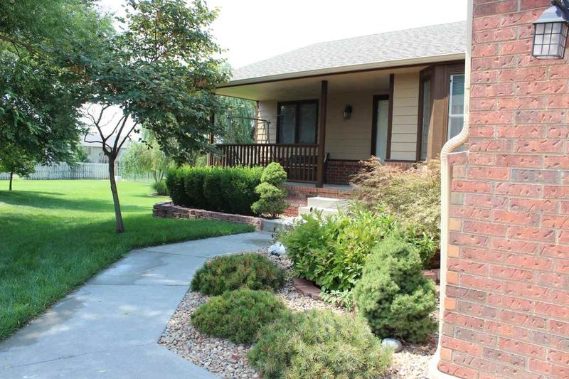 9121 W Ryan Ct, Wichita, KS 67205