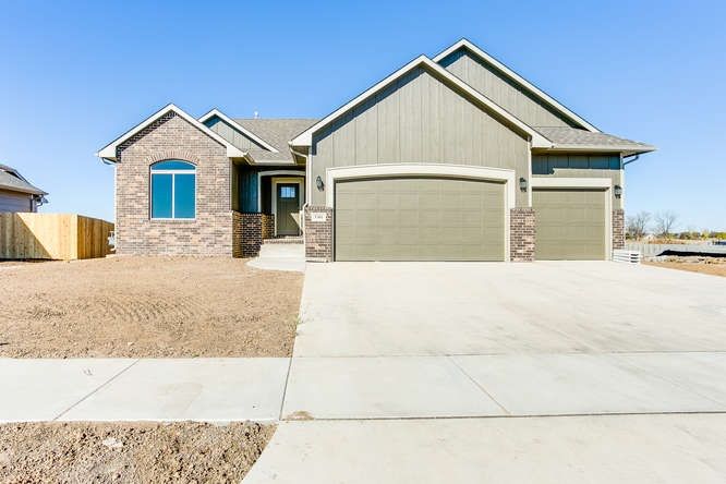 3301 N Emerson, Derby, KS 67037