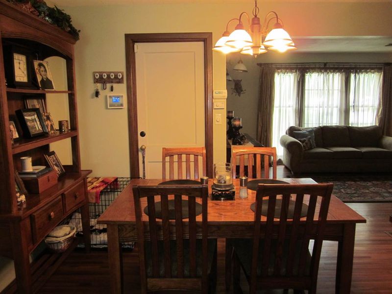 4461 E Bellaire St, Wichita, KS 67218