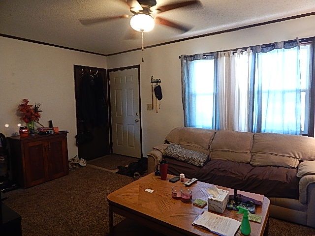 20565 81st Rd, Winfield, KS 67156
