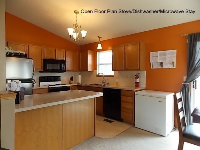 1802 Springfield St, Goddard, KS 67052
