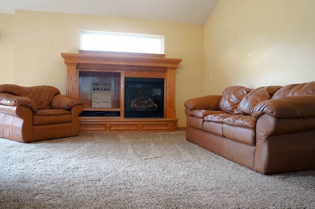611 E Woodstone Ct, Andover, KS 67002