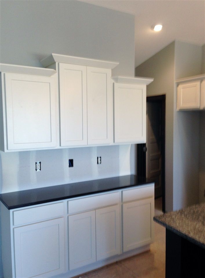 2649 N Bluestone Ct, Andover, KS 67002