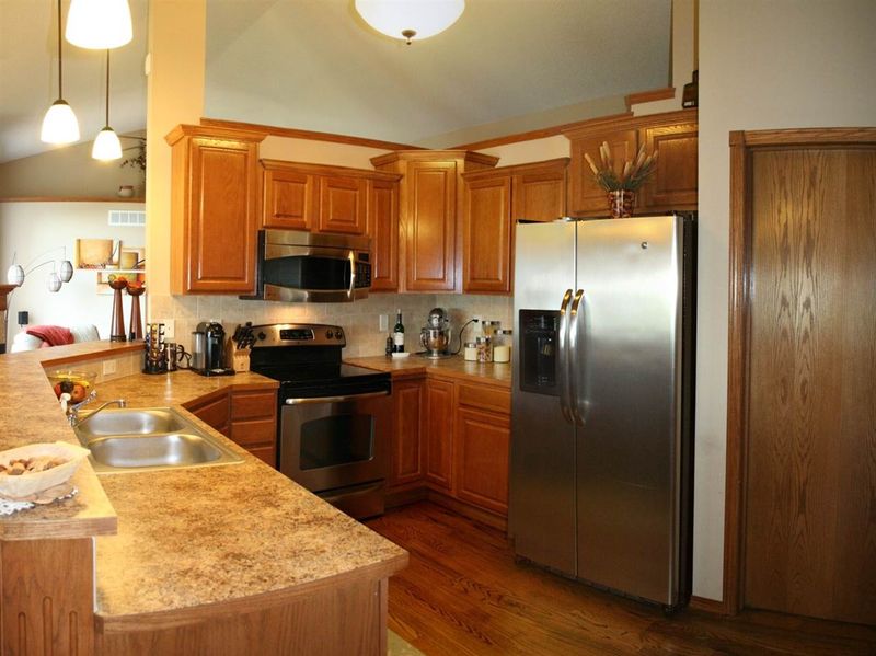 11001 W Havenhurst, Maize, KS 67101