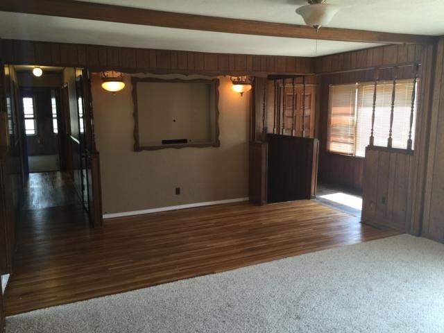 1640 E Gary St, Park City, KS 67219