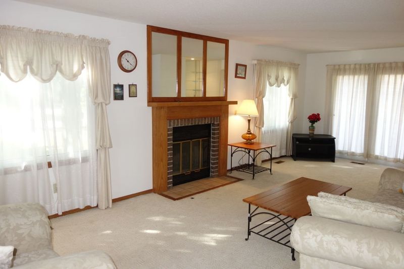 4047 N Cranberry St, Wichita, KS 67226
